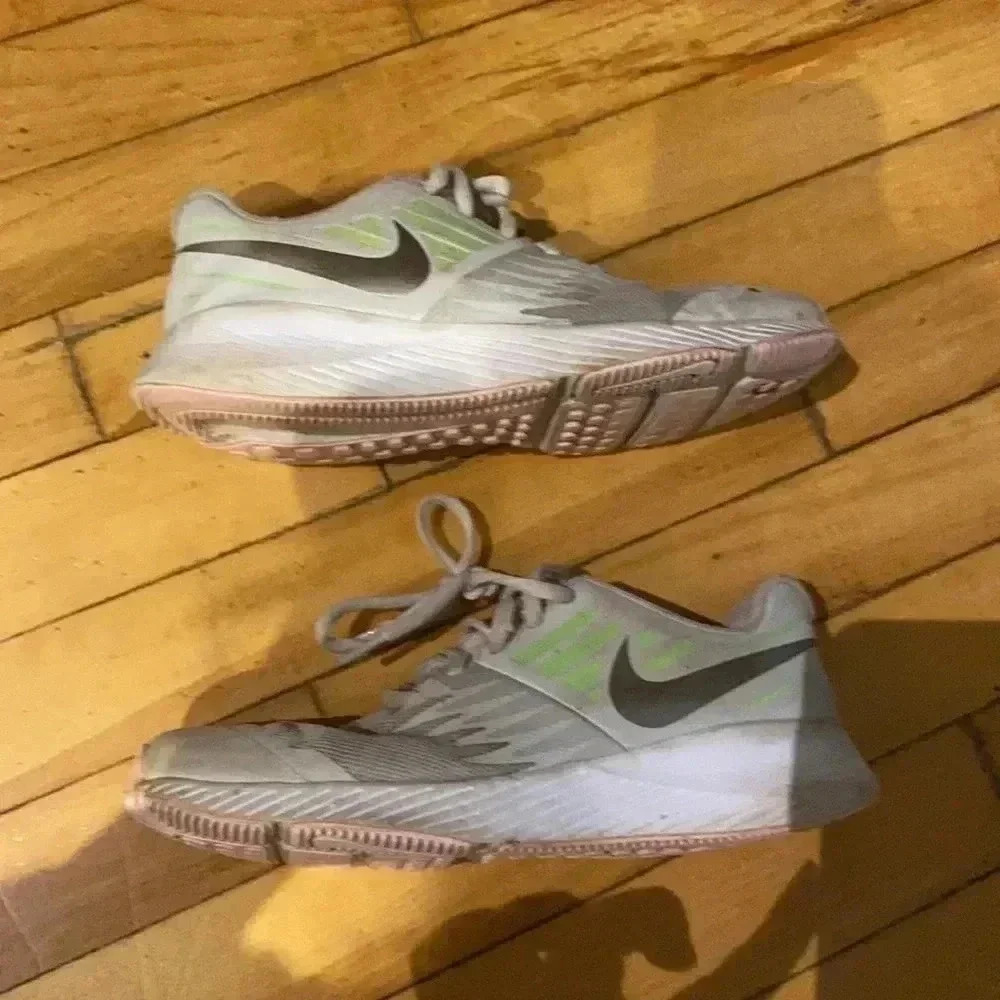 Nike‎